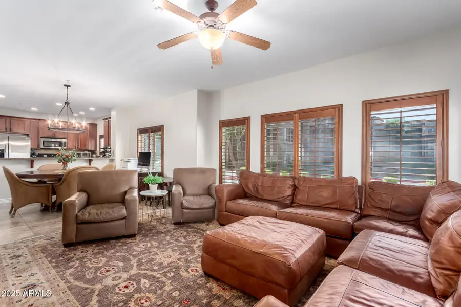 5450 E Deer Valley Drive #1217, Phoenix, AZ 85054 - Image #2