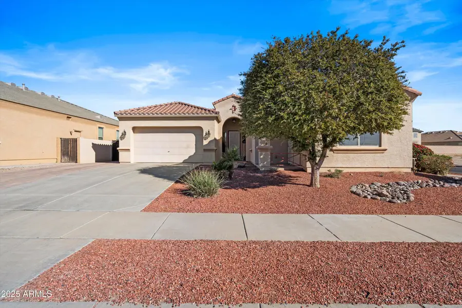 17604 W Surrey Drive, Surprise, AZ 85388 - Image #2