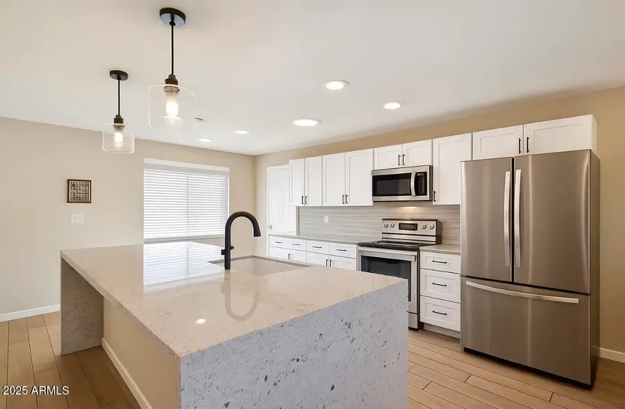 10508 W Kelso Drive, Sun City, AZ 85351 - Image #2