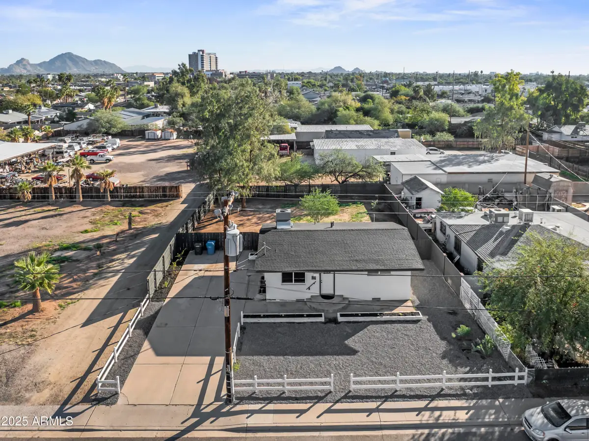 2621 N 14th Street, Phoenix, AZ 85006 - Image #1