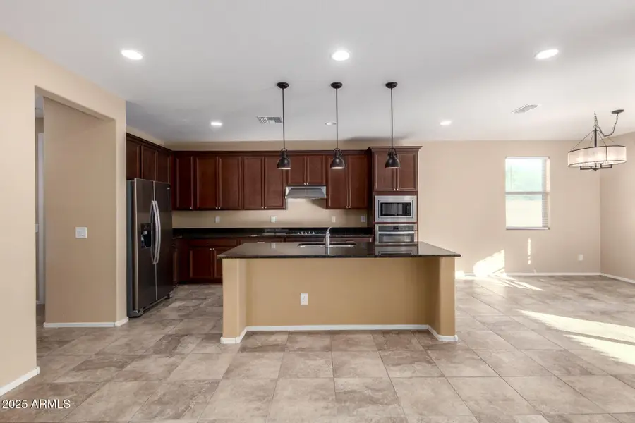 18417 W Elm Street, Goodyear, AZ 85395 - Image #3