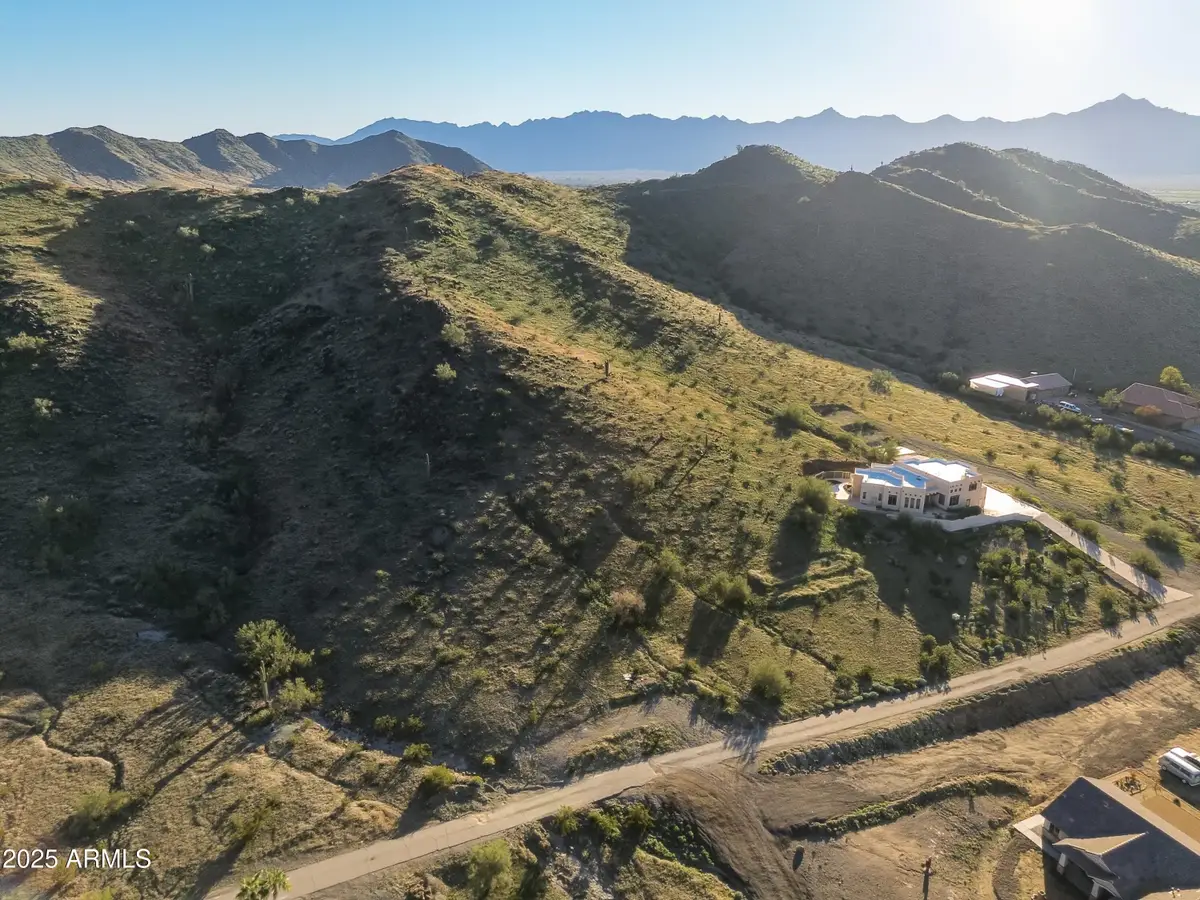 2524 S El Paradiso Lane, Laveen, AZ 85339 - Image #1