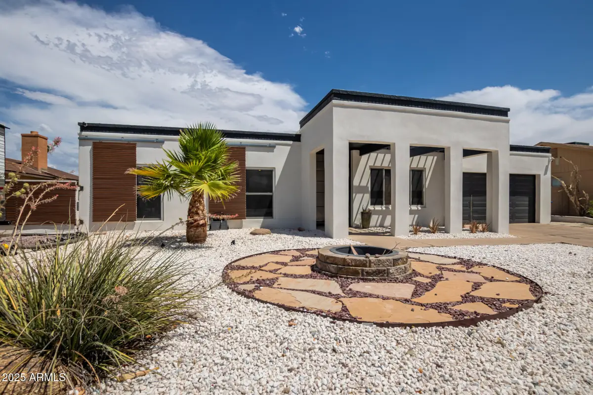 4313 E Sunrise Drive, Phoenix, AZ 85044 - Image #1