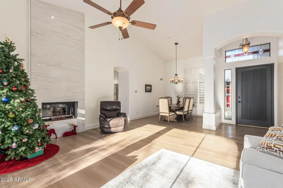 10907 E Bella Vista Drive, Scottsdale, AZ 85259 - Image #2