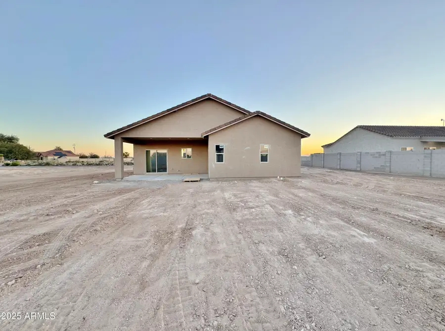 3910 N Mateo Drive, Eloy, AZ 85131 - Image #2
