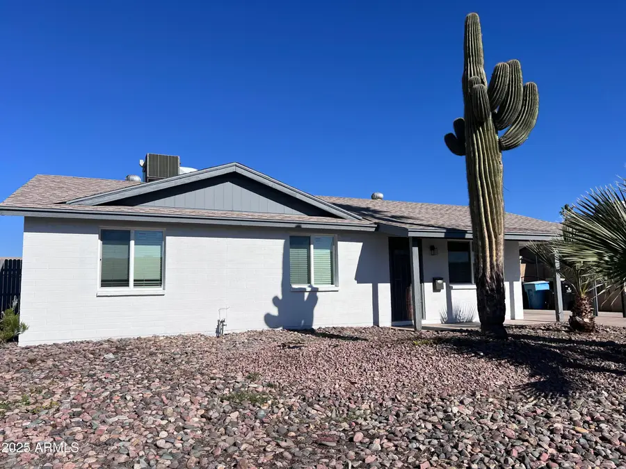 7416 W Roma Avenue, Phoenix, AZ 85033 - Image #2