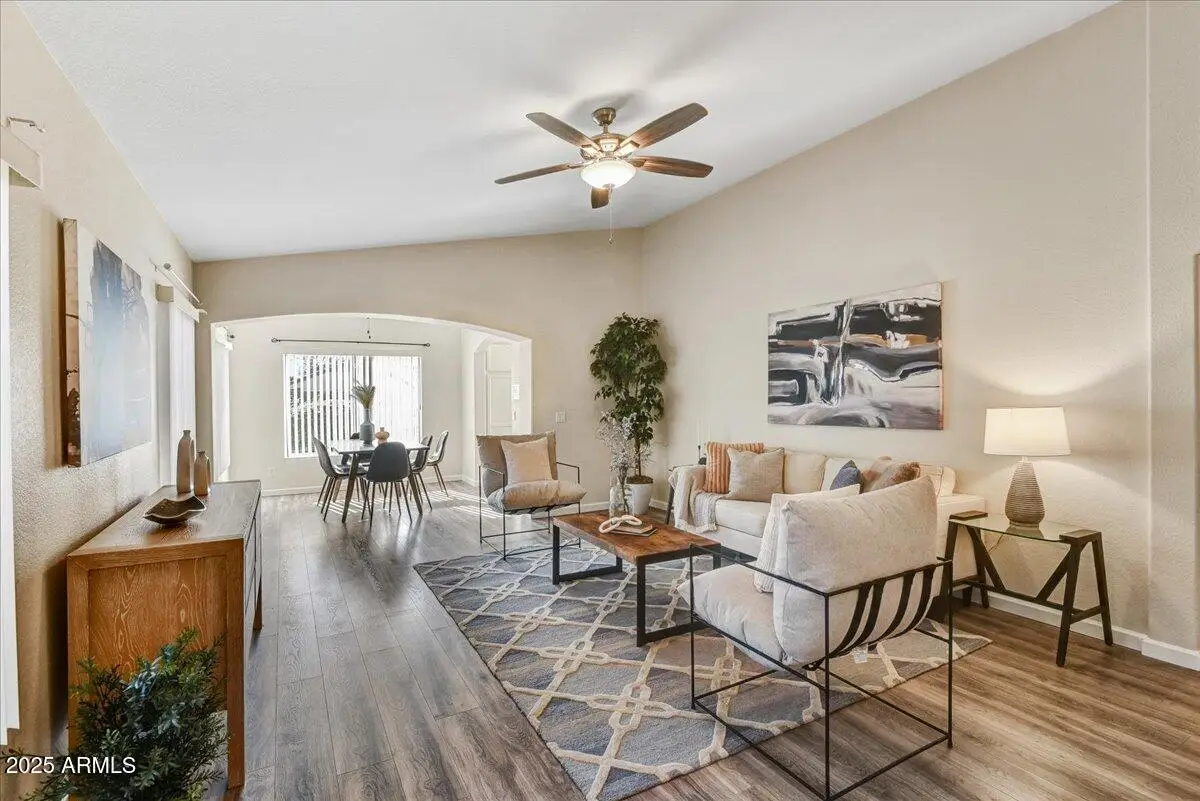 2009 E Villa Theresa Drive, Phoenix, AZ 85022 - Image #1