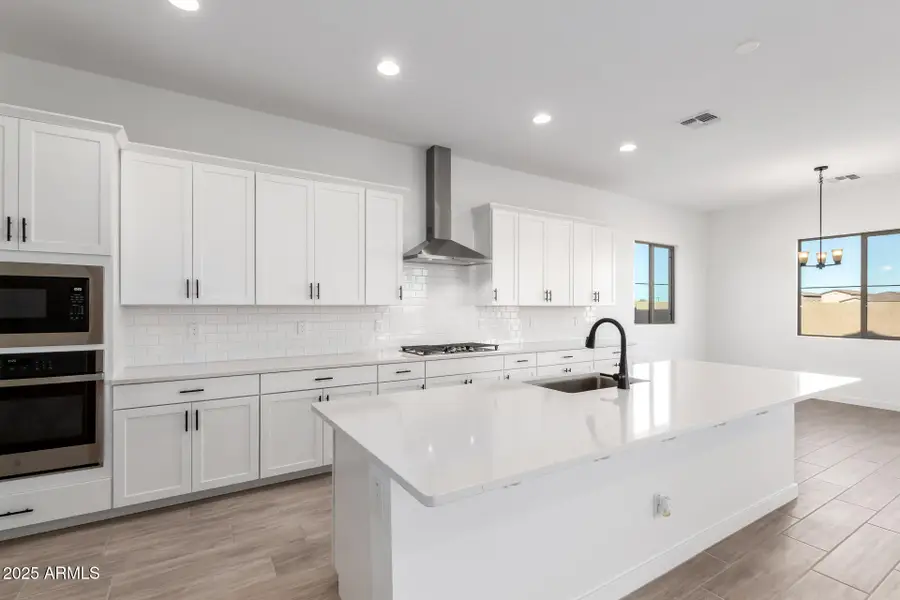 21942 E Bonanza Way E, Queen Creek, AZ 85142 - Image #2