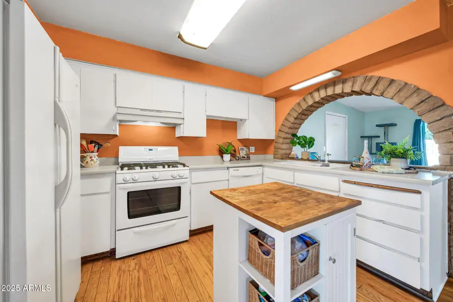 2142 W Paradise Drive, Phoenix, AZ 85029 - Image #3