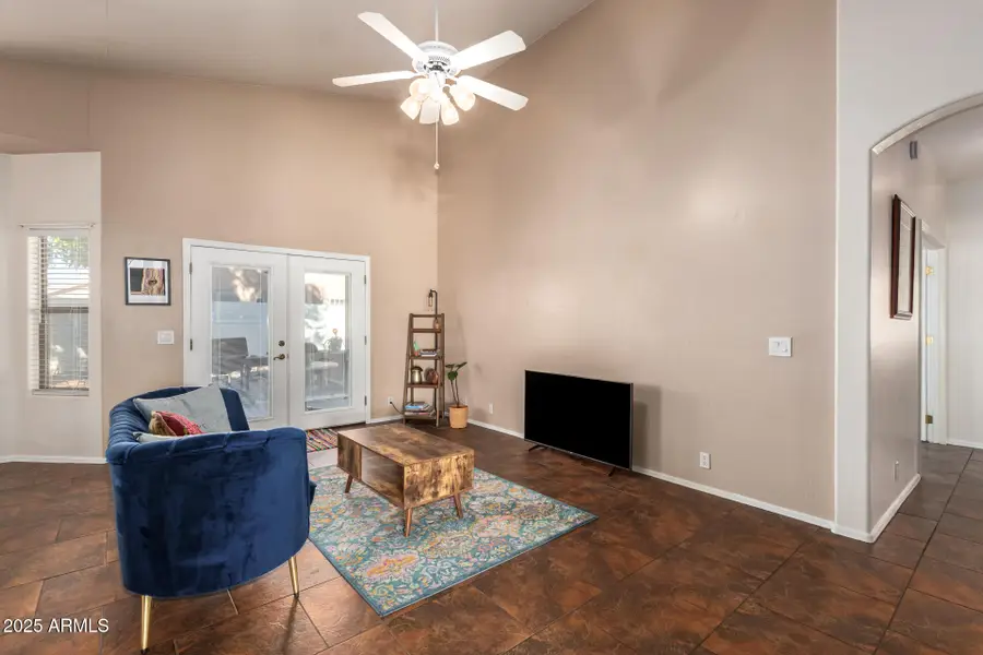 8136 W Laurel Lane W, Peoria, AZ 85345 - Image #3