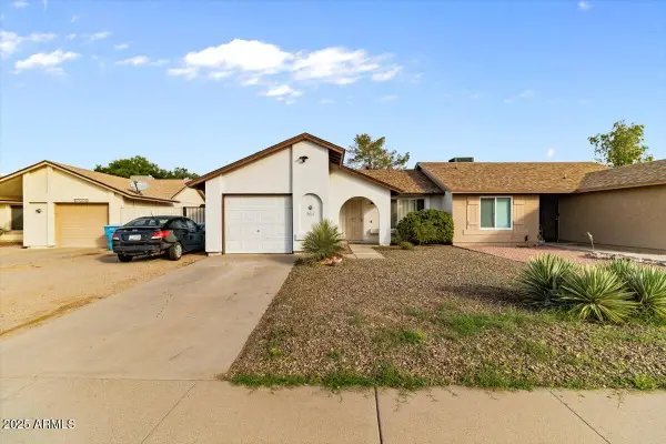 3004 W Irma Lane, Phoenix, AZ 85027