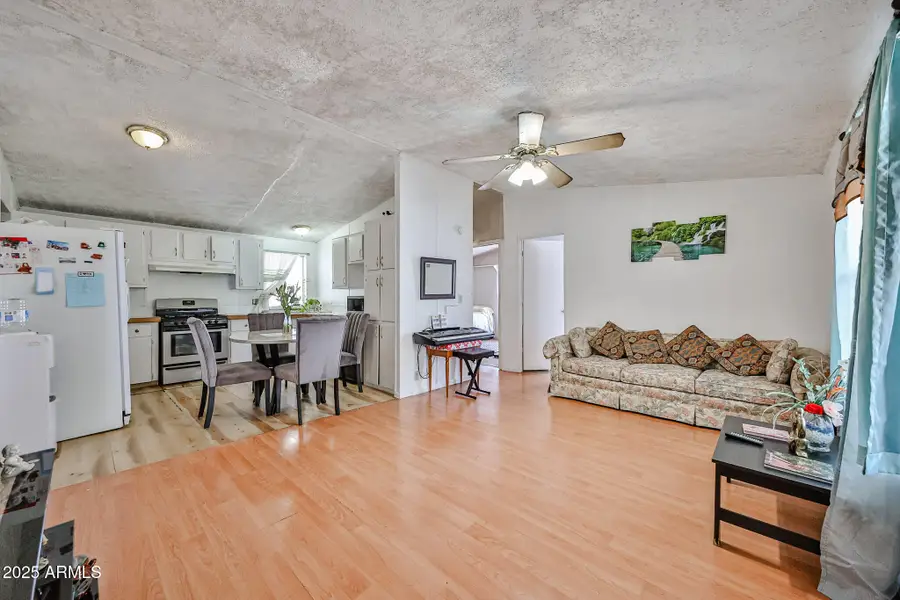 7302 W Peoria Avenue #74, Peoria, AZ 85345 - Image #2