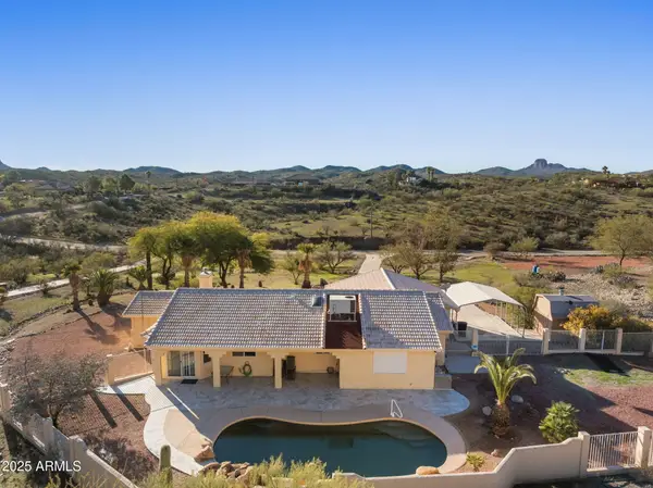 32822 Homestead Drive, Wickenburg, AZ 85390