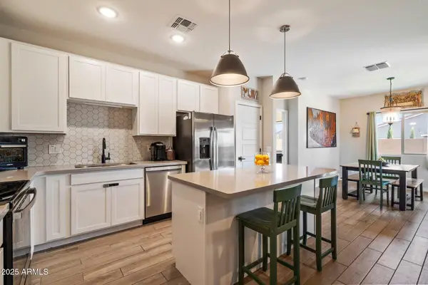 2753 E Fossil Ridge Road, Phoenix, AZ 85050