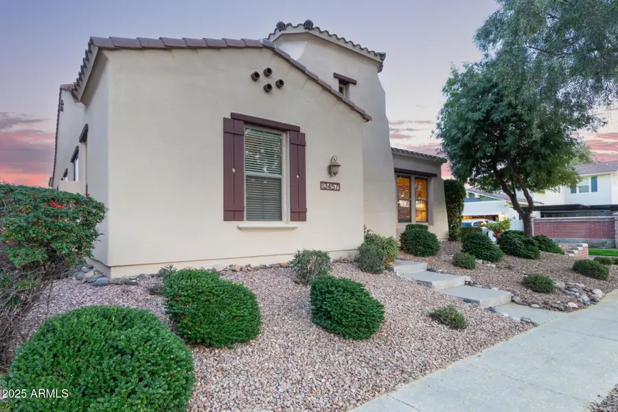 13457 N 153rd Avenue, Surprise, AZ 85379 - Image #2