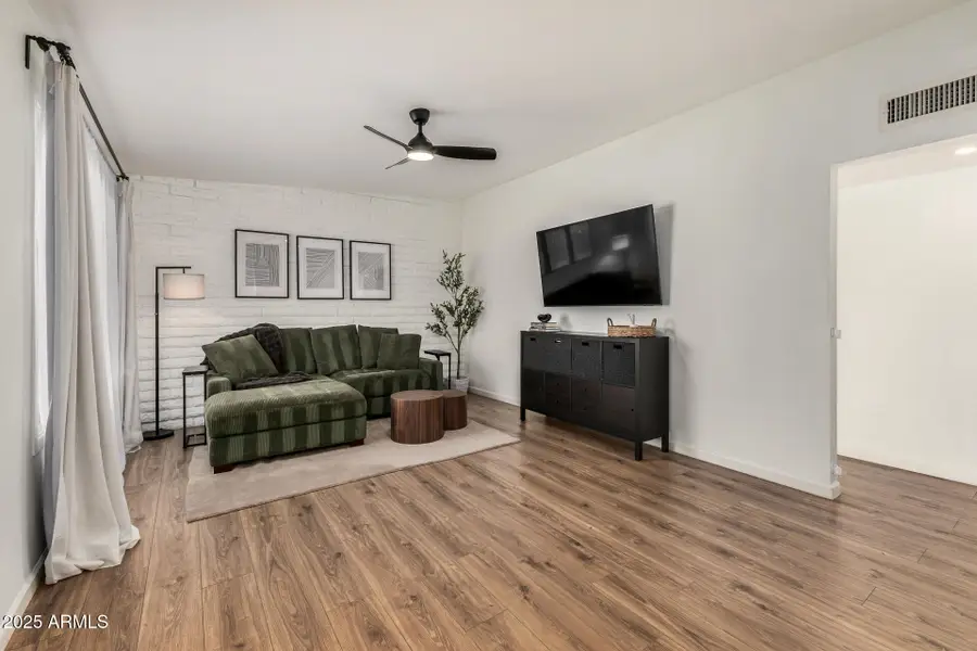 1964 E Wesleyan Drive, Tempe, AZ 85282 - Image #2