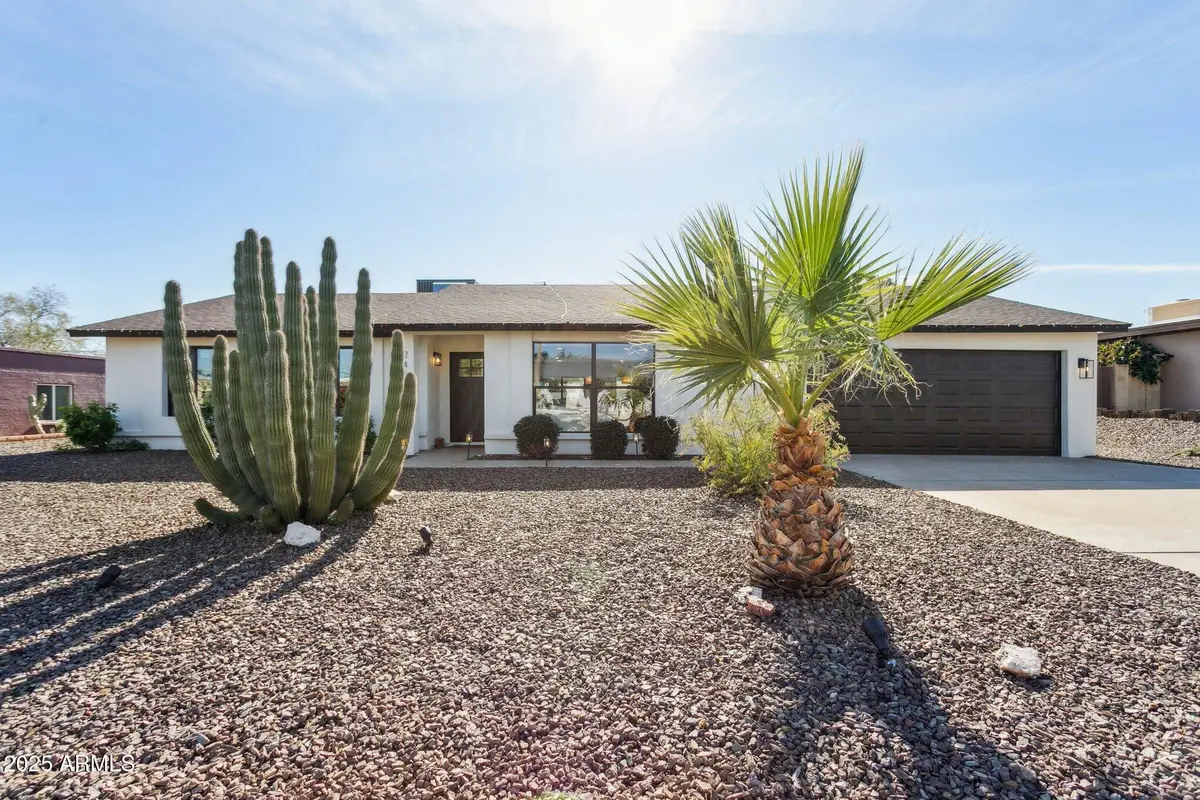 2437 E North Lane, Phoenix, AZ 85028 - Image #1