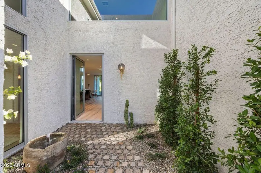 4610 N 40th Street, Phoenix, AZ 85018 - Image #2