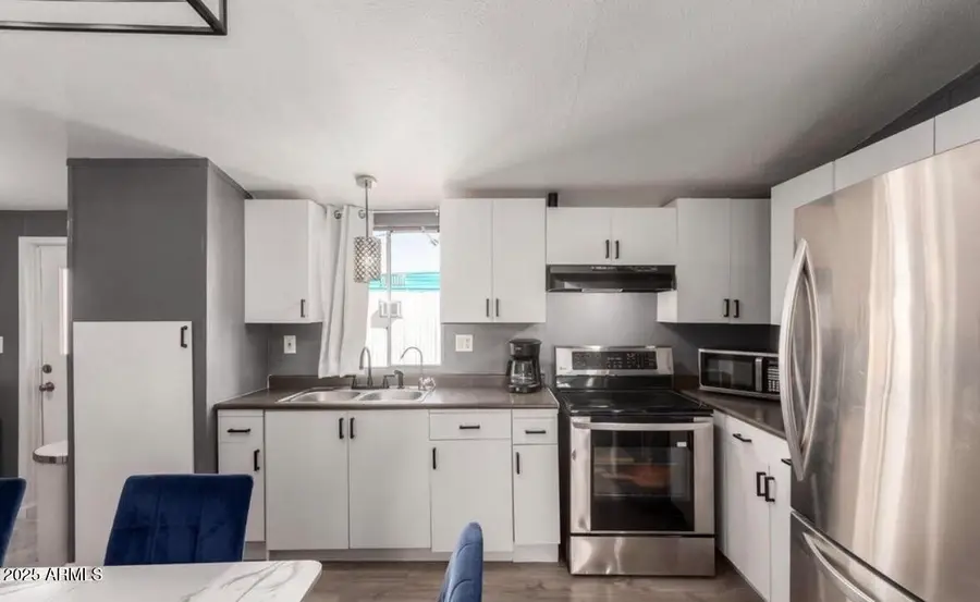 2605 W Van Buren Street #80, Phoenix, AZ 85009 - Image #2