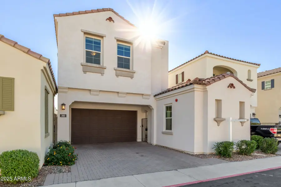 283 E Balsam Drive, Chandler, AZ 85286 - Image #3