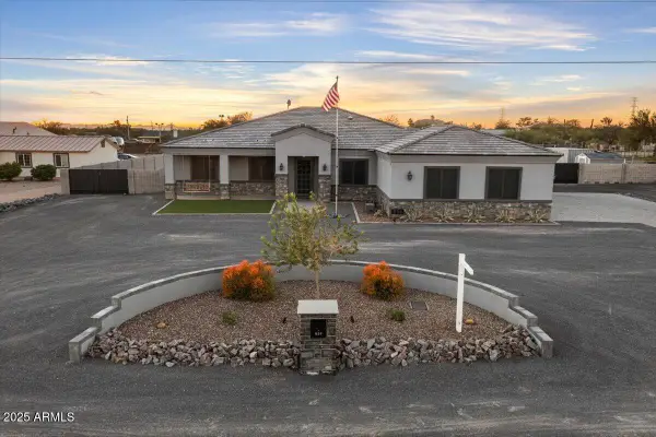 934 N 104th Street, Mesa, AZ 85207