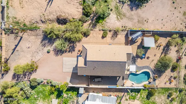 614 N Tomahawk Road, Apache Junction, AZ 85119