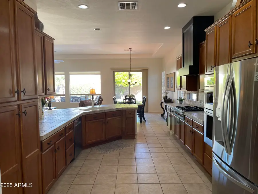 4146 E Azalea Drive E, Gilbert, AZ 85298 - Image #2