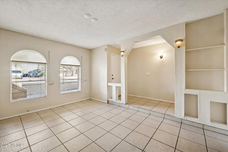 6833 E Flossmoor Avenue, Mesa, AZ 85208 - Image #3