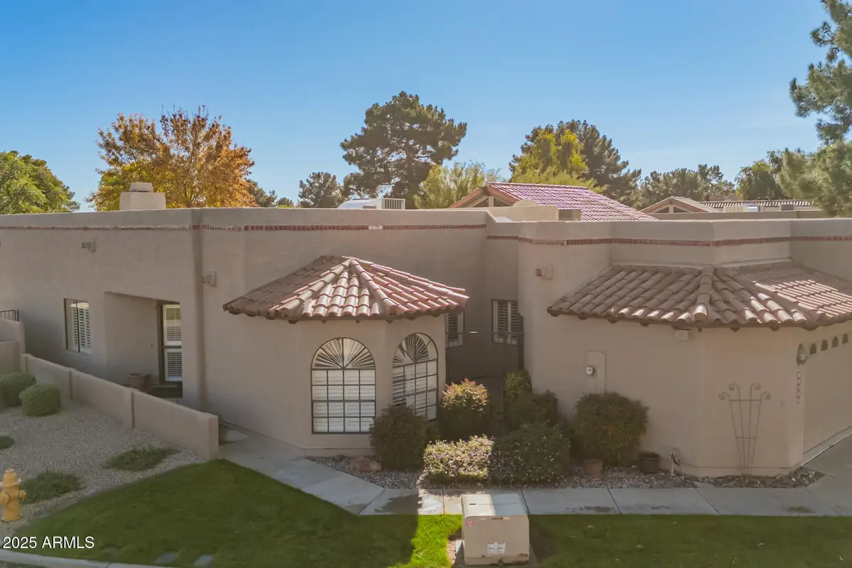 11845 N 40th Place, Phoenix, AZ 85028 - Image #1