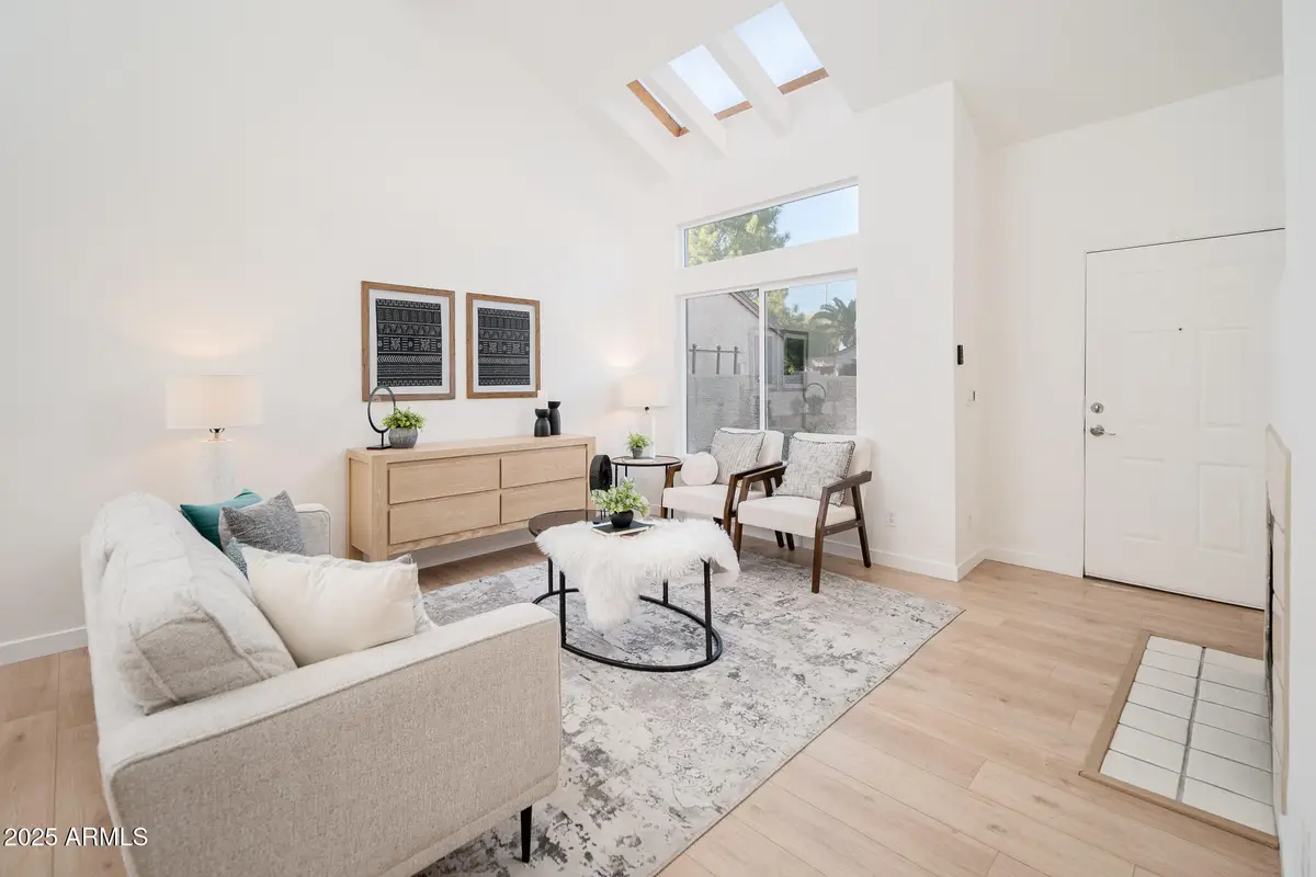 3211 E Lavey Lane #103, Phoenix, AZ 85032 - Image #1