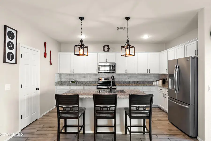 242 W Pacific Drive, Casa Grande, AZ 85122 - Image #3