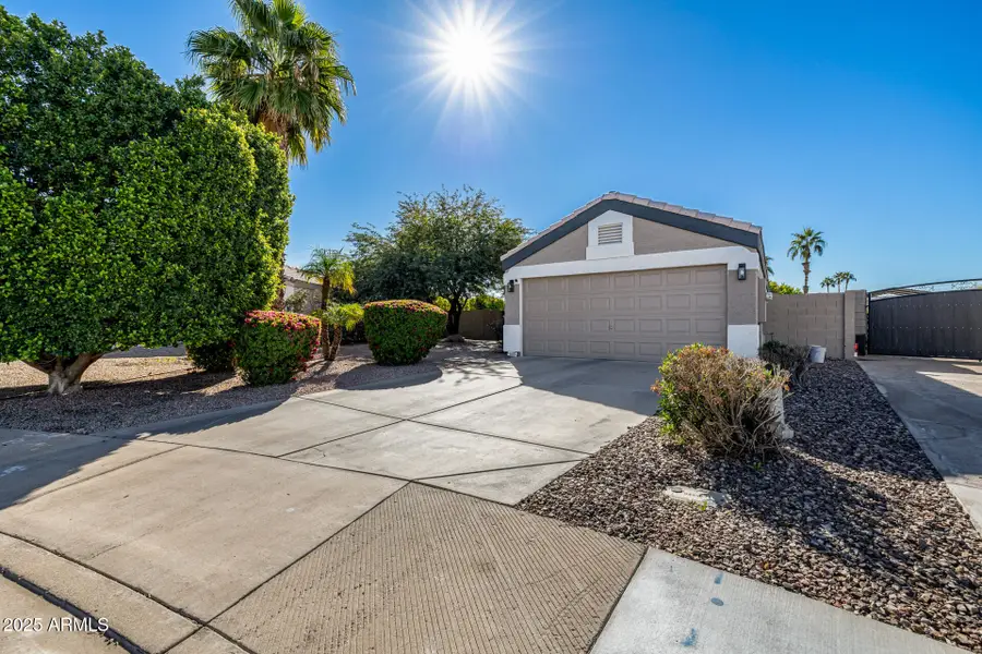 1675 E Robin Lane, Gilbert, AZ 85296 - Image #3