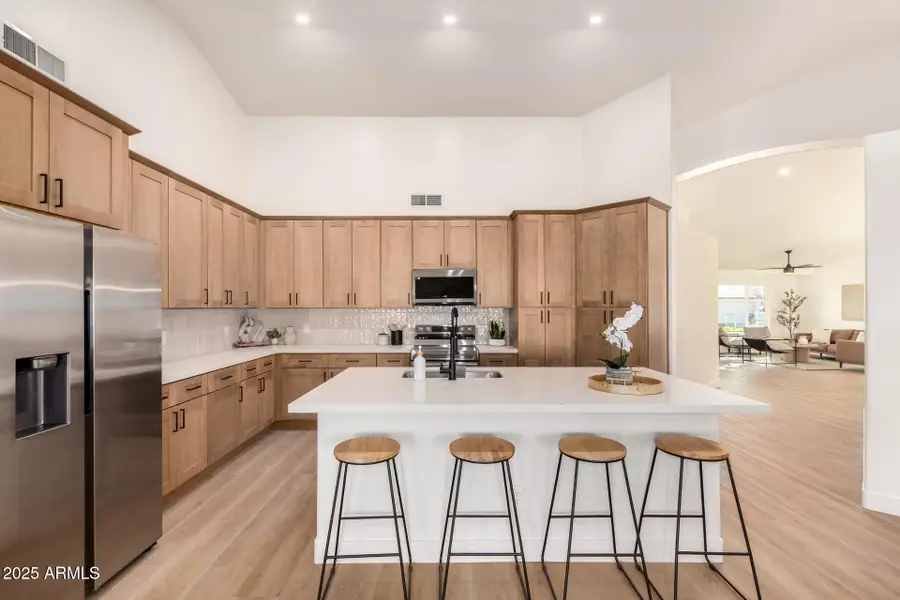 4146 E Meadow Land Drive, San Tan Valley, AZ 85140 - Image #2