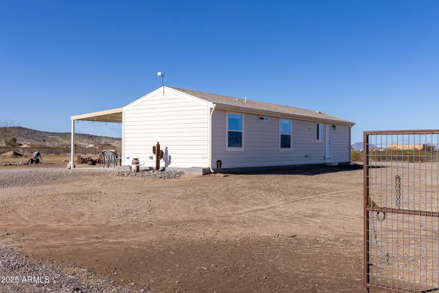 45409 W Luray Road, Wickenburg, AZ 85390 - Image #3