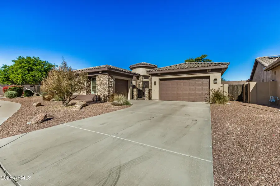 1836 E Desert Lane, Phoenix, AZ 85042 - Image #3