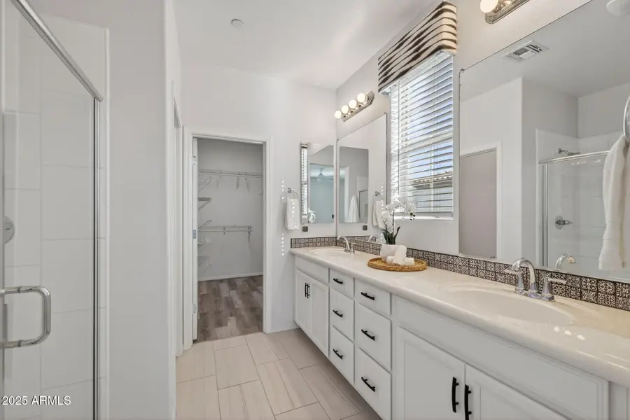 1733 E Bridgeport Parkway, Gilbert, AZ 85295 - Image #3