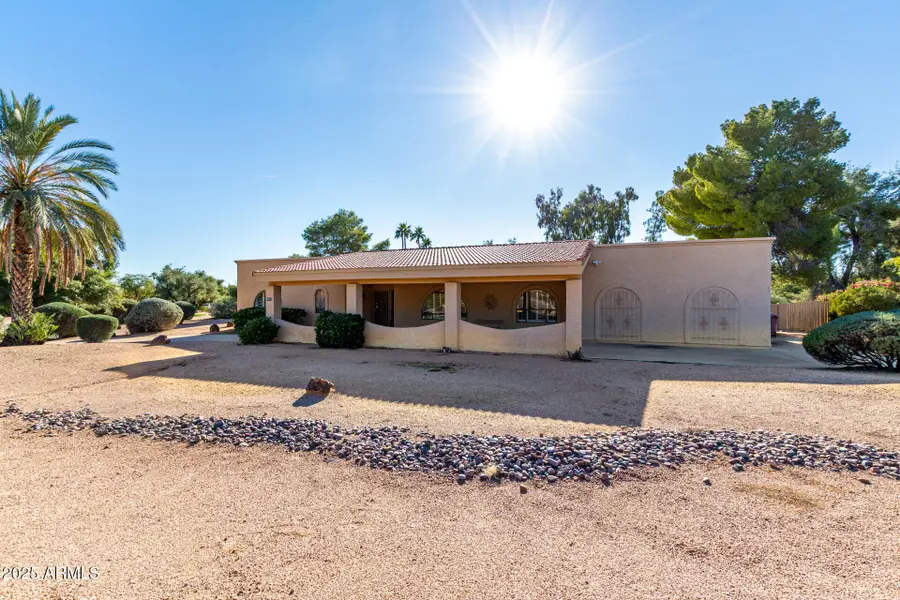 8129 E Charter Oak Drive, Scottsdale, AZ 85260 - Image #2