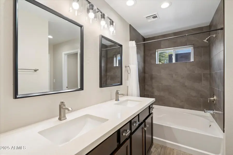 3010 N 37th Street #6, Phoenix, AZ 85018 - Image #3