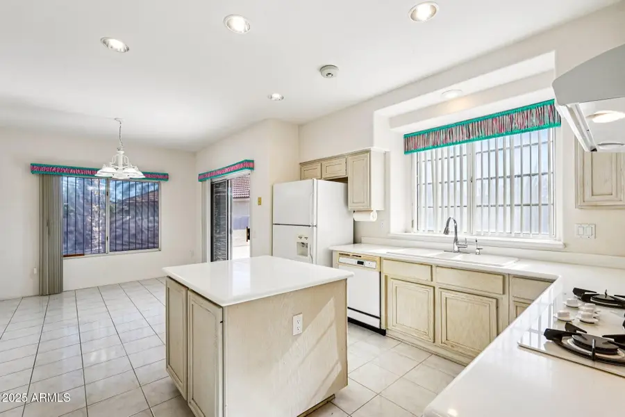 21620 N 150th Drive, Sun City West, AZ 85375 - Image #2