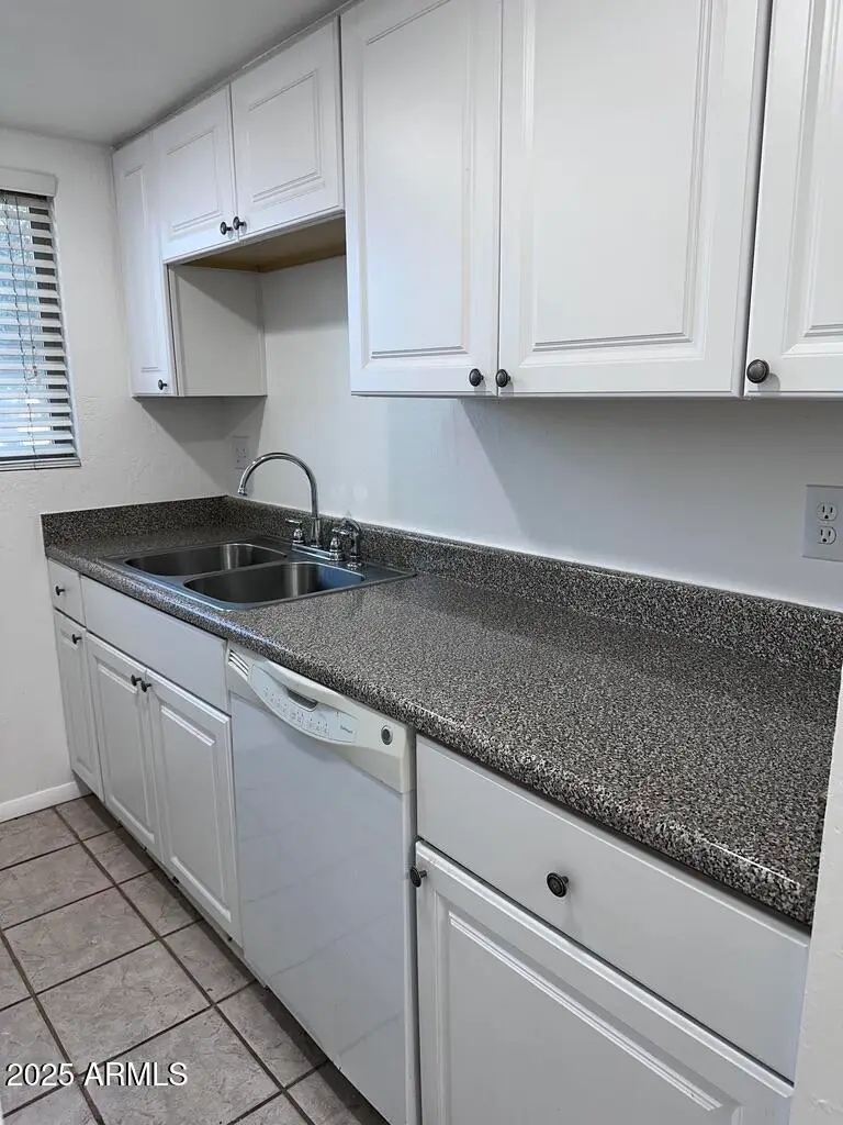 8502 N Central Avenue #5, Phoenix, AZ 85020 - Image #3