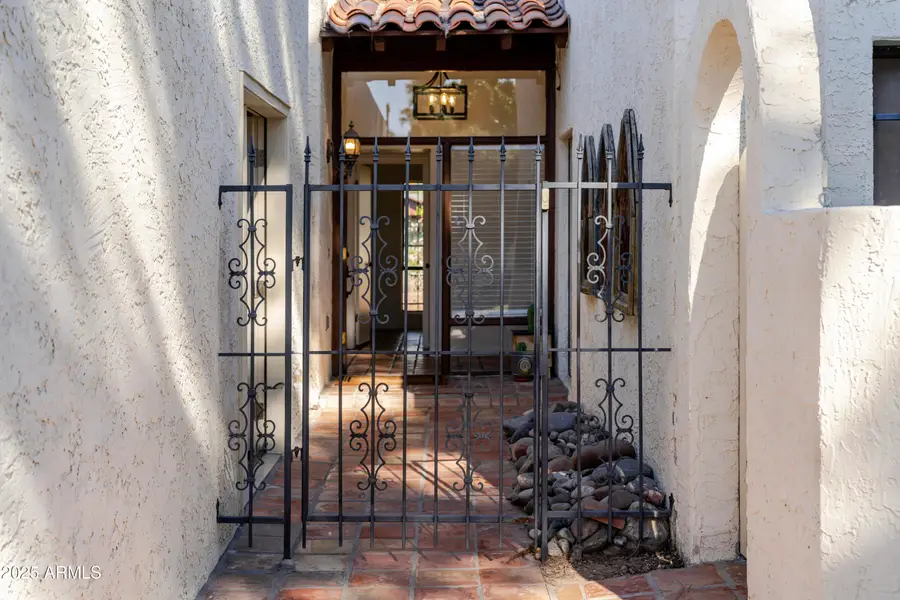 1301 W Rio Salado Parkway #1, Mesa, AZ 85201 - Image #2