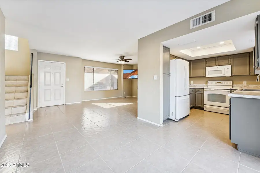 4821 W Loma Lane, Glendale, AZ 85302 - Image #2