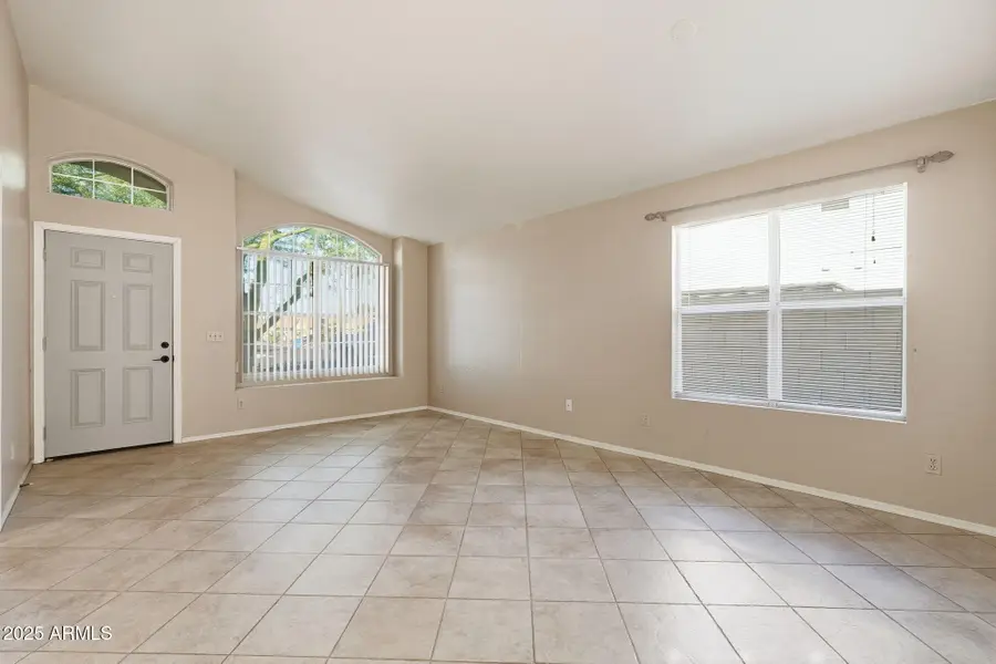 409 S Cholla Street, Gilbert, AZ 85233 - Image #3