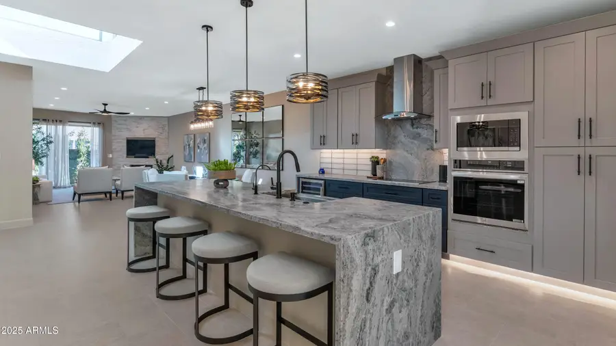 7714 E Pleasant Run, Scottsdale, AZ 85258 - Image #2