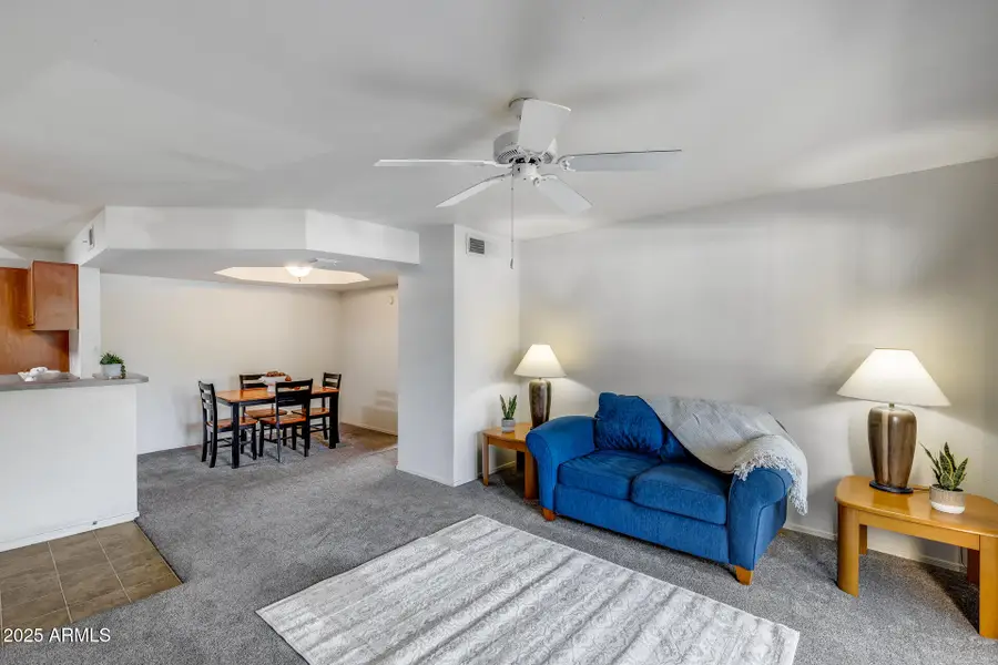 1880 E Morten Avenue #121, Phoenix, AZ 85020 - Image #3