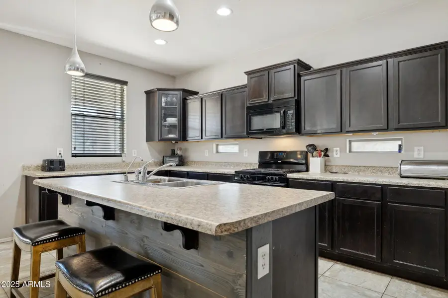 10903 E Quade Avenue, Mesa, AZ 85212 - Image #3