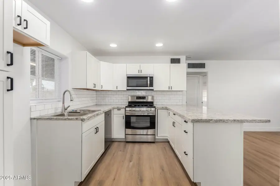 501 E Madden Drive, Avondale, AZ 85323 - Image #3