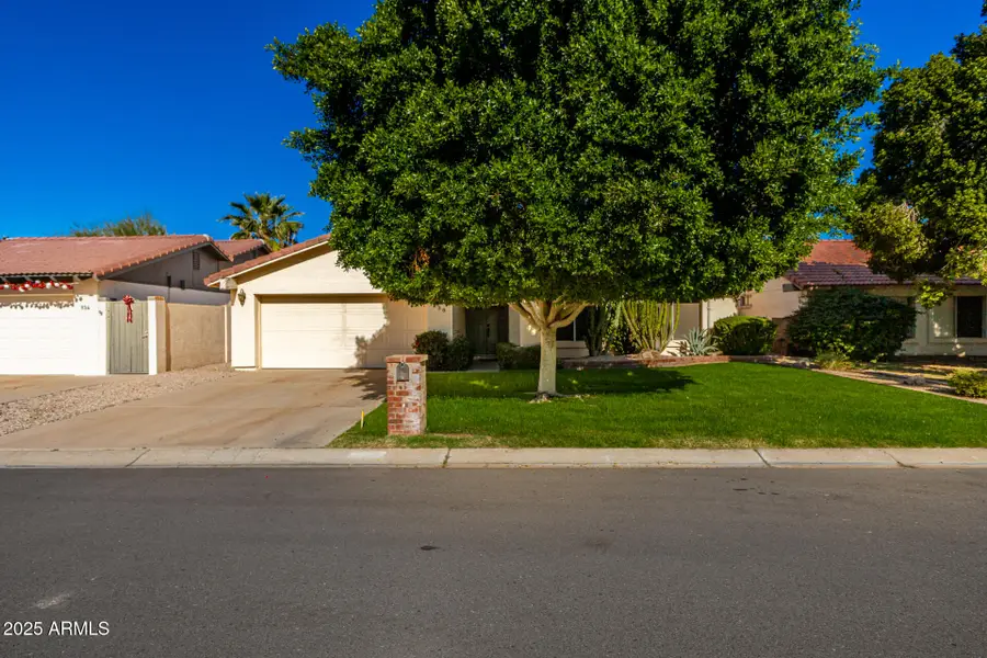 938 E Driftwood Drive, Tempe, AZ 85283 - Image #2