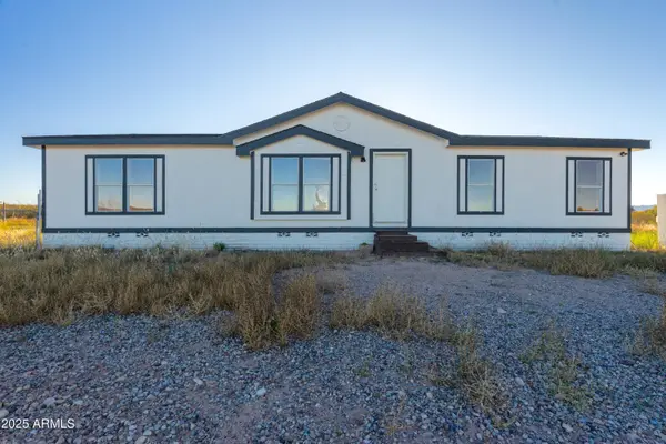 1680 E Mcgregor Rise --, Huachuca City, AZ 85616