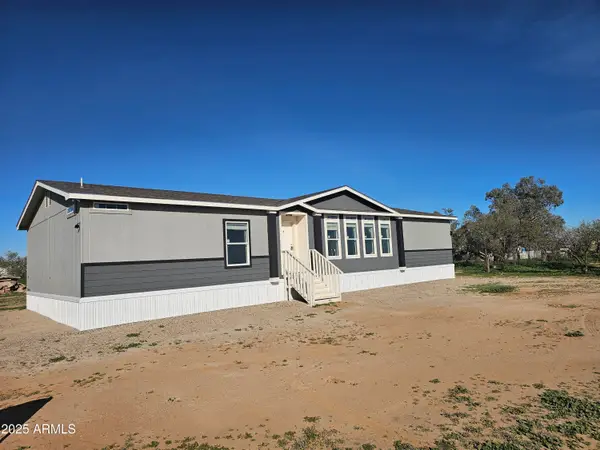 20532 W Jomax Road, Wittmann, AZ 85361